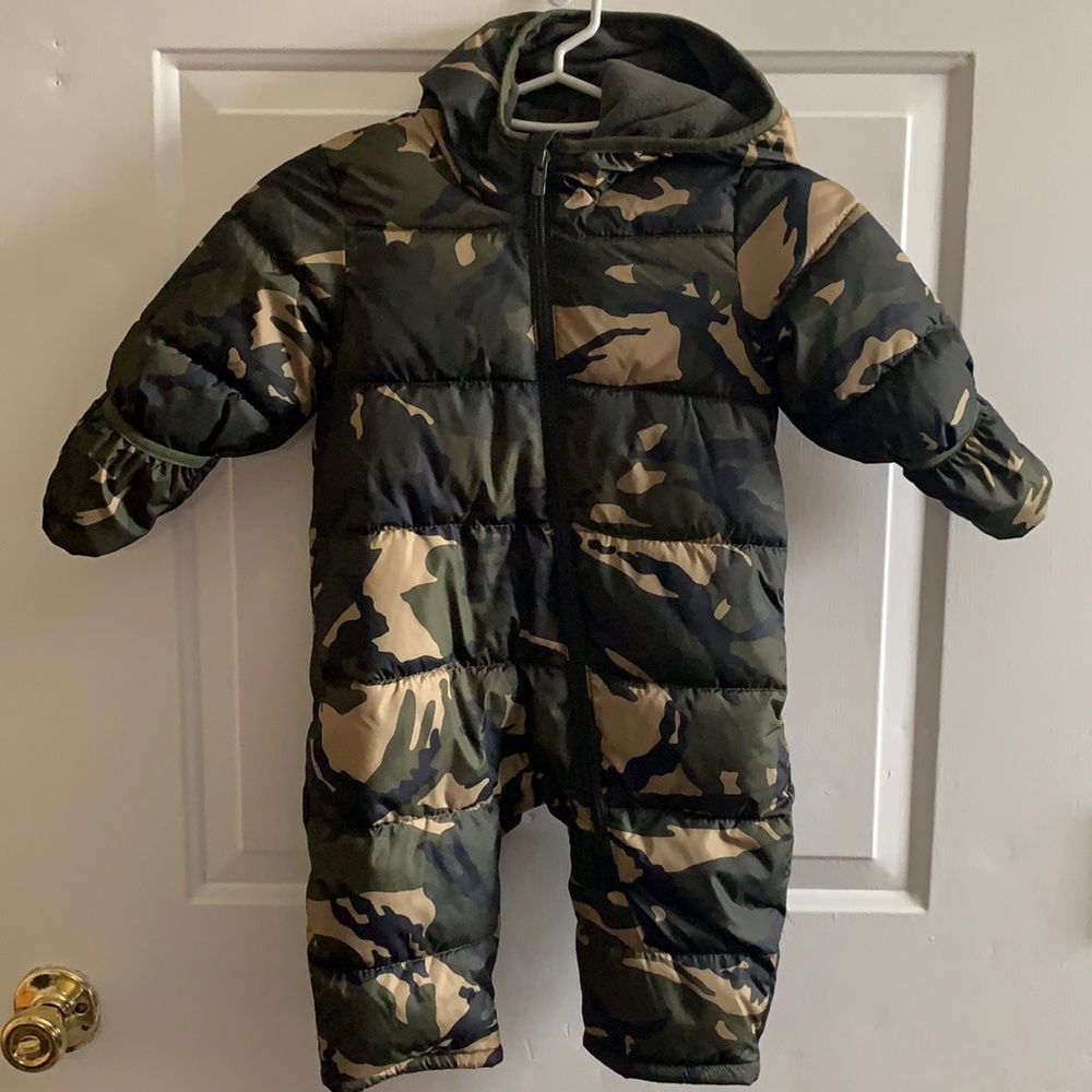 Camo snowsuit